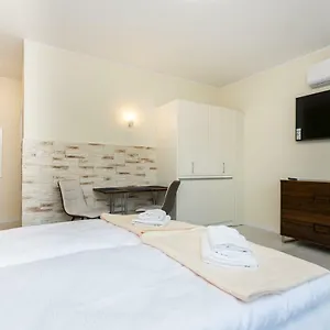  Apartment Dom Saski 10 Minut Od Centrum Warszawy Poland
